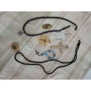 Vtg Religious Jewelry Lot Of 8 Pendants Necklaces Mixed Metals Various Images